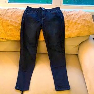 Brand new without tags Democracy straight leg jeans